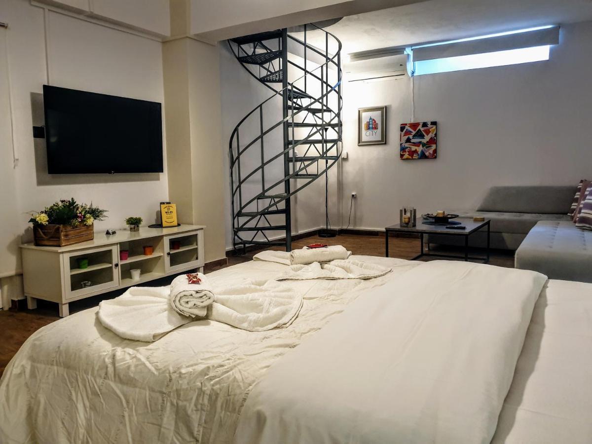 City House Loft Lägenhet Kalamata Exteriör bild